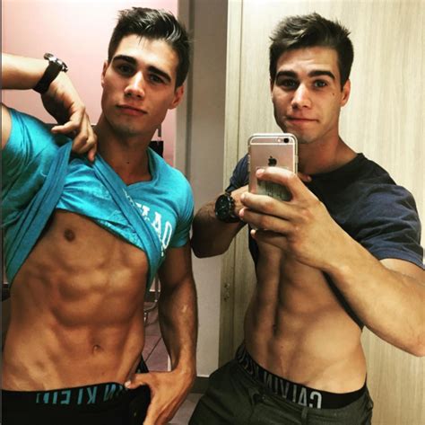 videos por os gays|Videos Porno Gay Gratis – Chicos +18 con Vergas Grandes